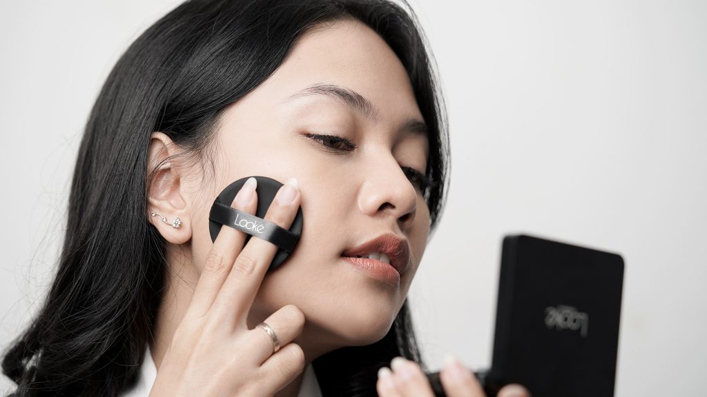 rekomendasi-bb-cushion-terbaik-untuk-kulit-berminyak-les-lumi-res